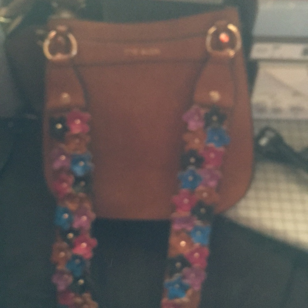 Handbag - Picture 4 of 7